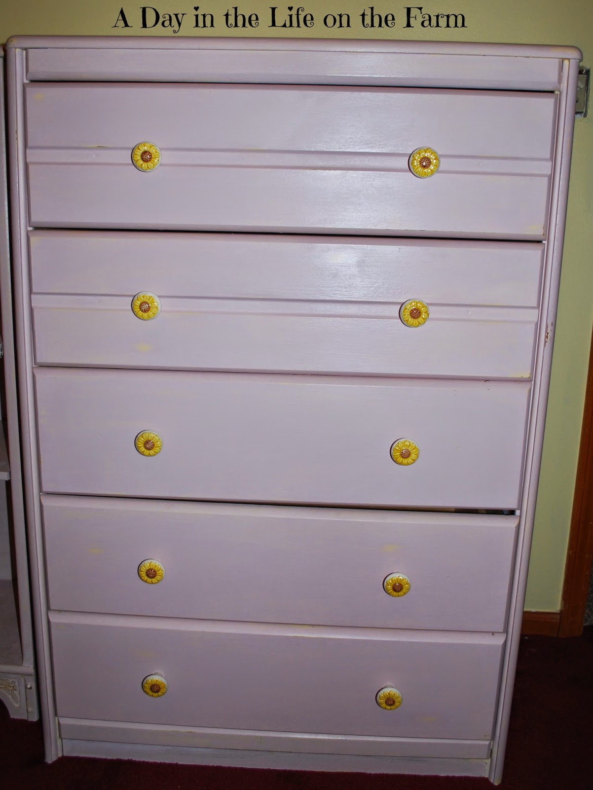 A Day in the Life on the Farm Chalk Painting Furniture for the Nursery