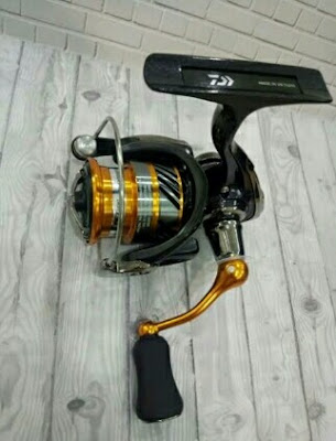 Reel Daiwa Revros LT 2500