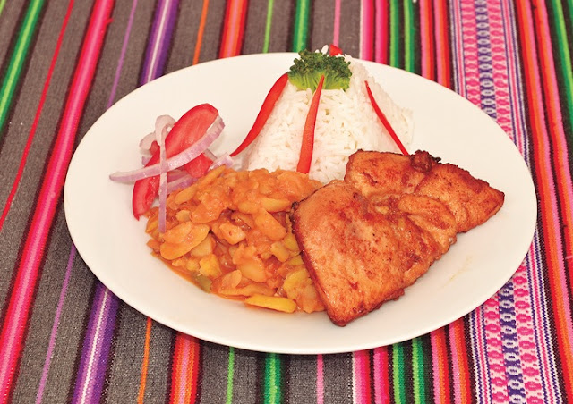 Picante de Habas Secas con Pollo