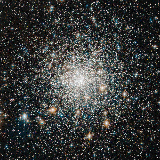 Tight and bright Globular Cluster M70 as seen by Hubble