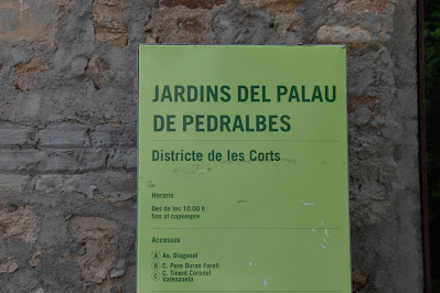 Jardines del palacio de Pedralbes... Barcelona, Cataluña, España..