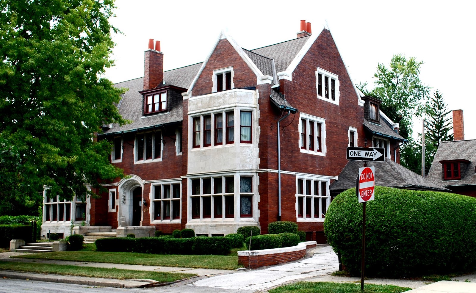 RETRO KIMMER'S BLOG THE JAMES COUZENS HOME BOSTON EDISON AREA OF DETROIT