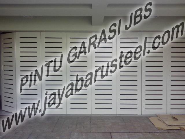  Pintu Besi Rumah Surabaya Model Pintu Garasi Besi 