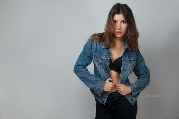 A bela modelo Elena Mingozzi na fotografia fashion de Victor Kalman Victor Kalman 500px arte fotografia mulheres modelos fashion beleza italiana elena mingozzi