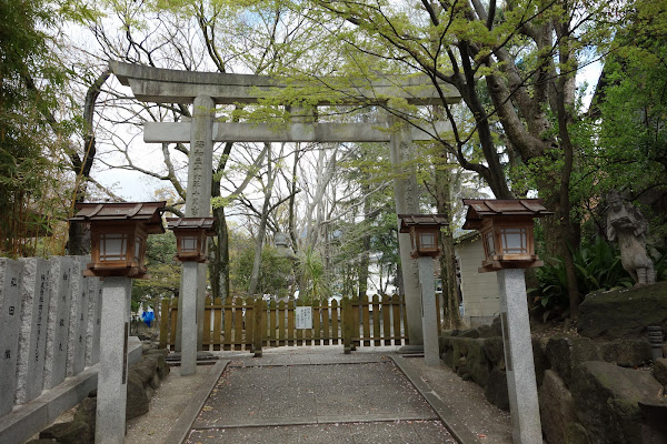西鳥居 西鳥居