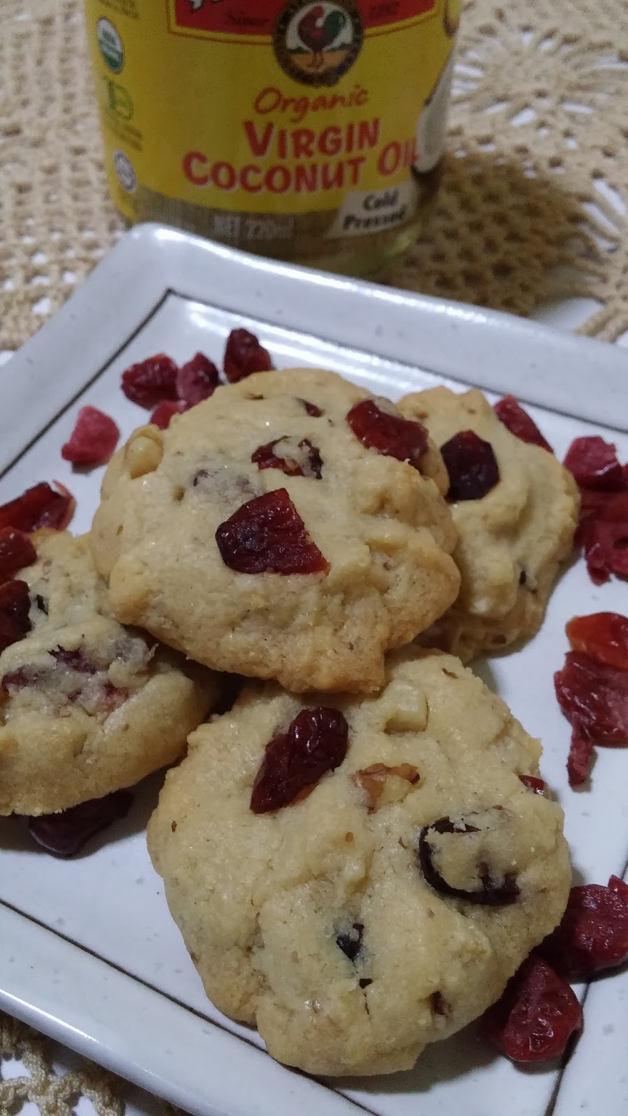 Cooking with Lu: Coconut Oil Cranberries Cookies