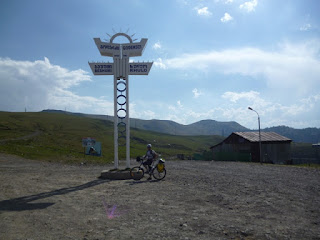 Paso de Goderozi (2025 m)