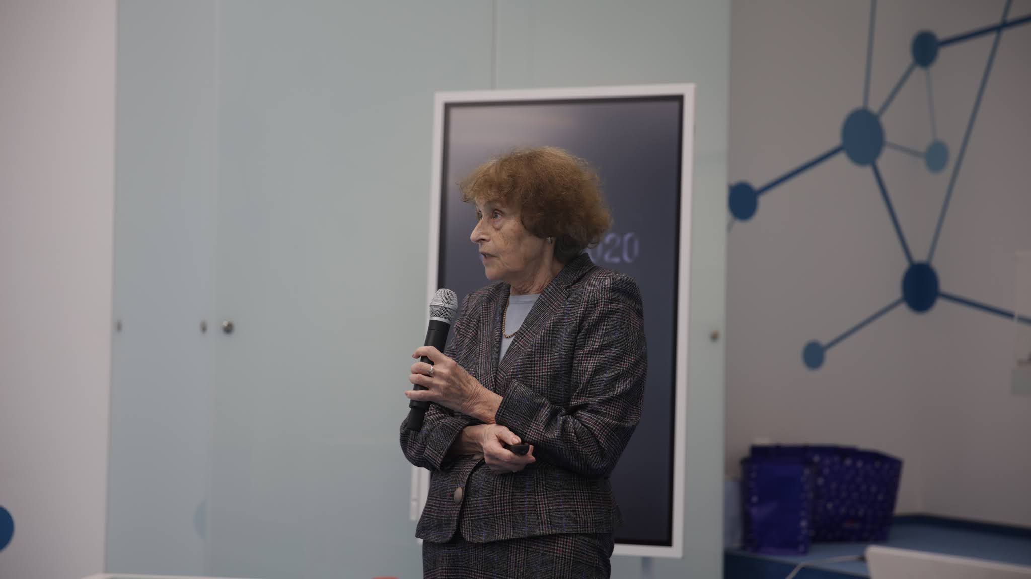 современный учитель физики. современный учитель физики. преподаватель в университете. методы обучения физике. физический эксперимент.