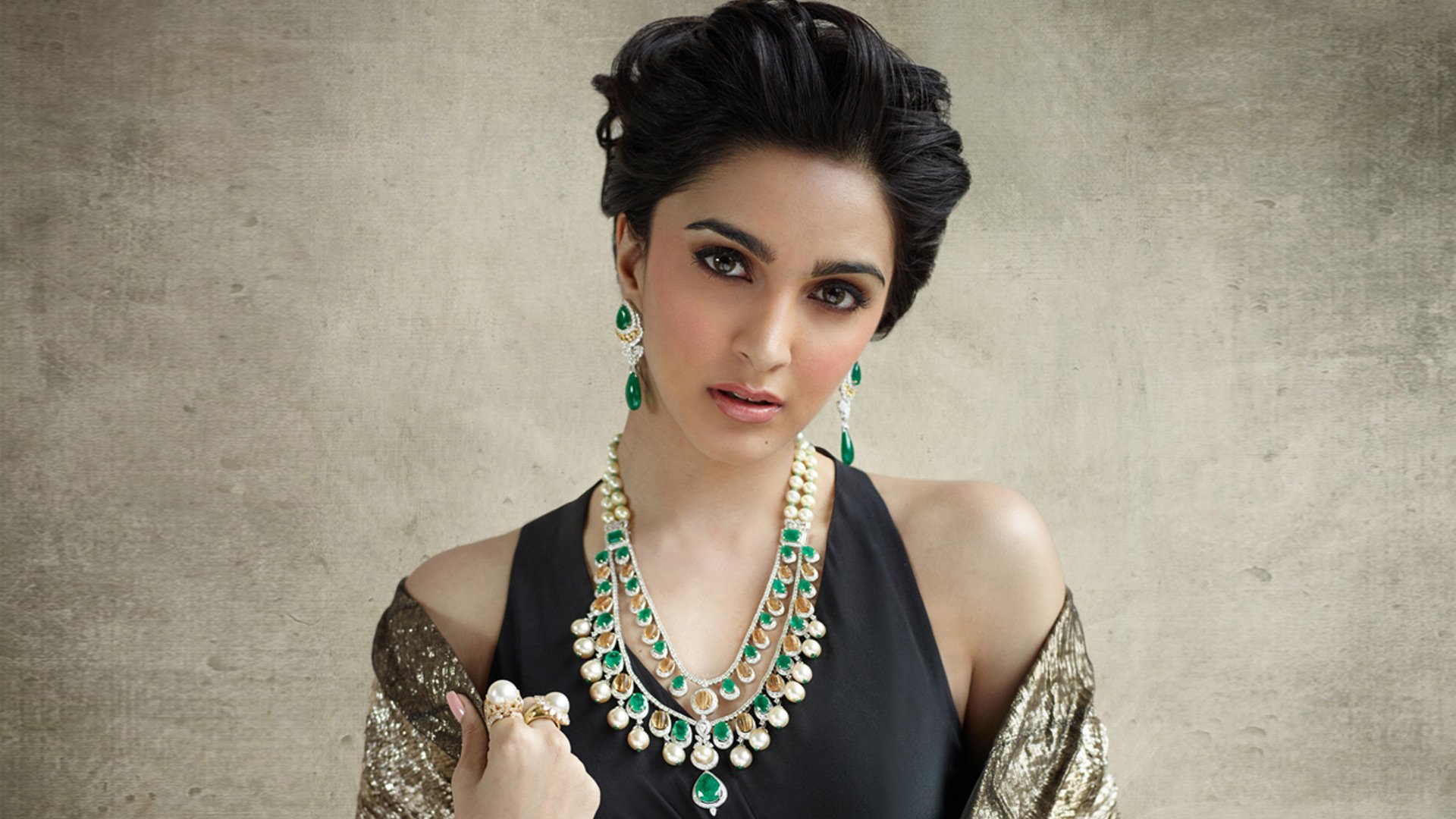 Kiara Advani Wallpaper 4k | 4kPix.com