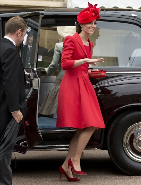 Kate Middleton - Queen Elizabeth, Prince Philip, Duke of Edinburgh, Prince Charles, Prince of Wales, Camilla, Duchess of Cornwall, Catherine, Duchess of Cambridge, Prince William, Duke of Cambridge