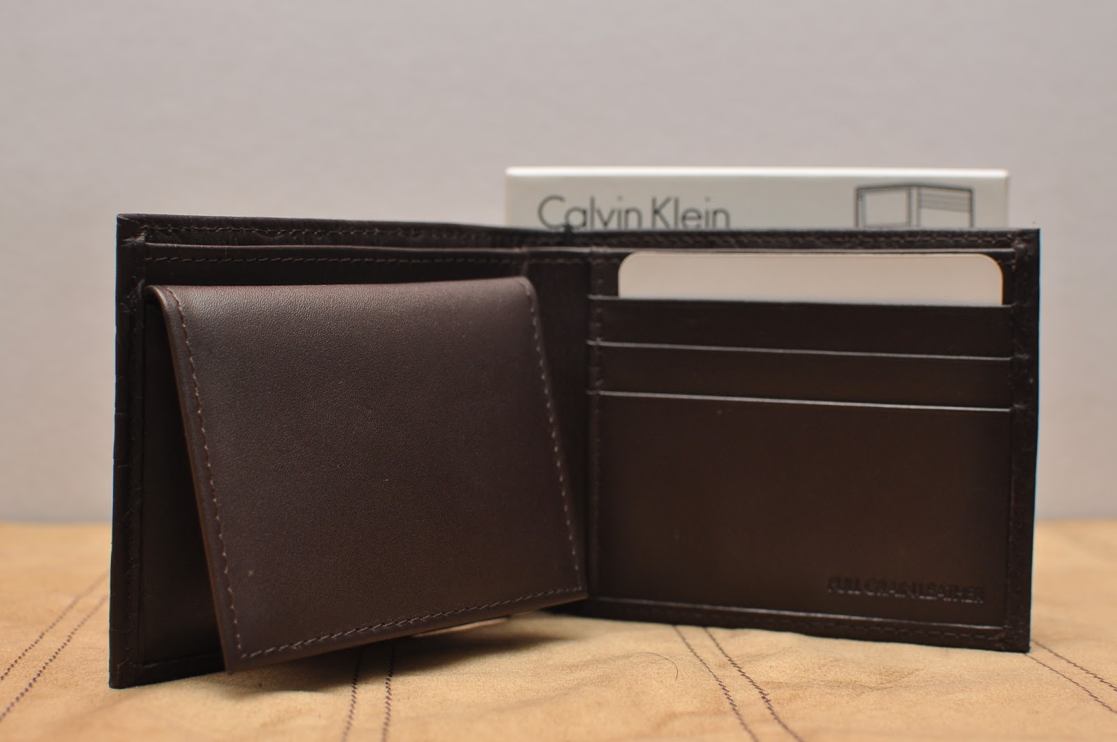 Handbags Haven Enterprise CK MEN'S EMBOSSED LETHER WALLET PASSCASE