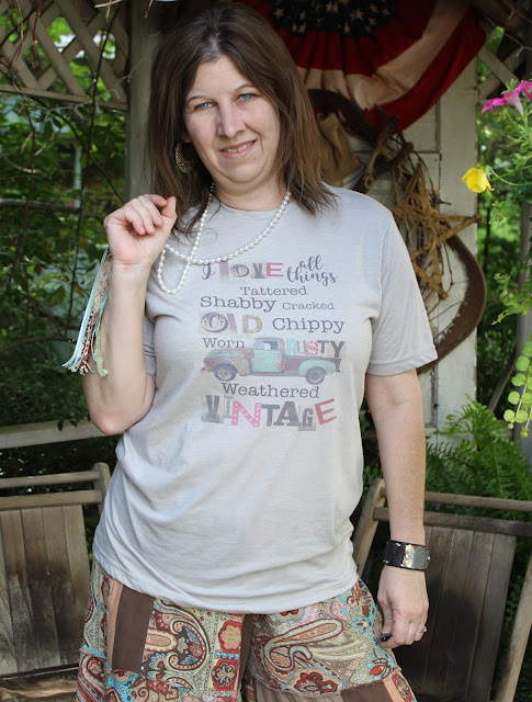 vintage style graphic tee shirt with rusty old truck