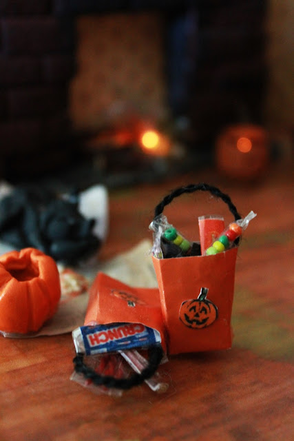 diy miniature halloween dollhouse trick or treat bags with miniature candy