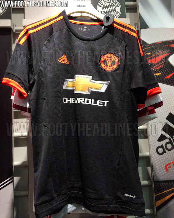 Adidas-Manchester-United-15-16-Third-Kit%2B%25283%2529.jpg