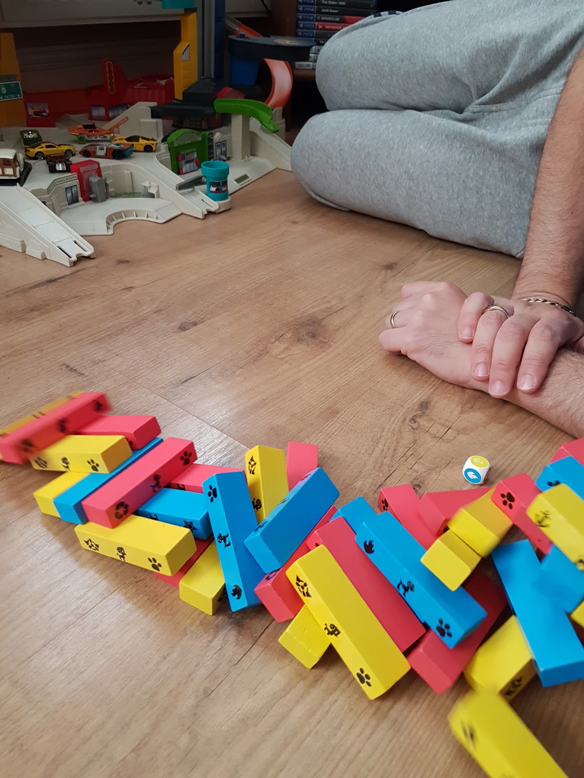 paw patrol jumbling tower