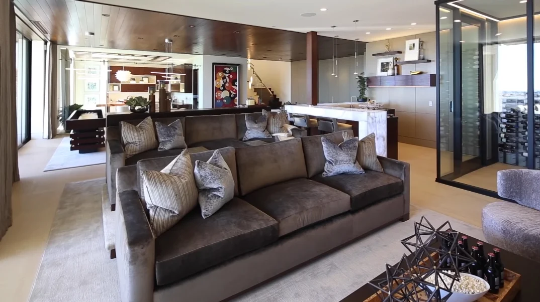 77 Interior Photos vs. 1511 Kings Rd, Newport Beach, CA Ultra Luxury Modern Mansion Tour