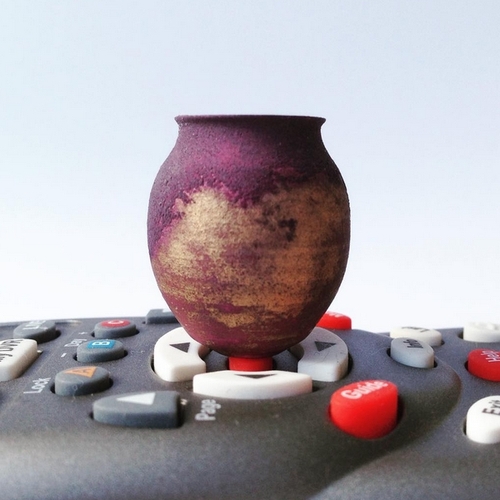 22-Jon-Almeda-Tiny-Miniature-Pottery-Vases-Teapots-and-Bowls