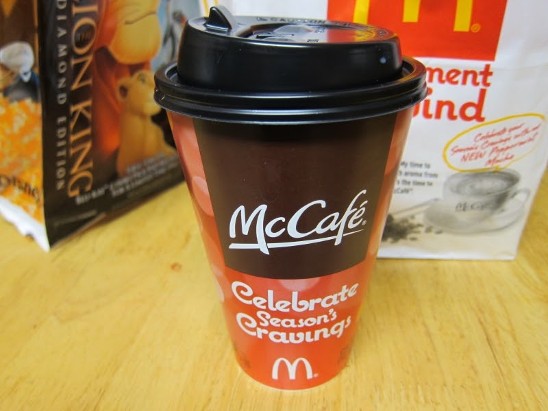 Review Mcdonalds - Peppermint Hot Chocolate Brand Eating