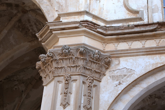 Yesos policromados - Iglesia Abacial - Monasterio de Piedra