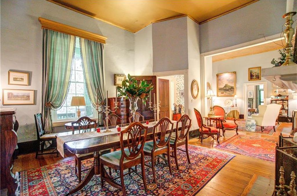 Sweet House Dreams Oakton House, 1838 Antebellum Estate in Marietta