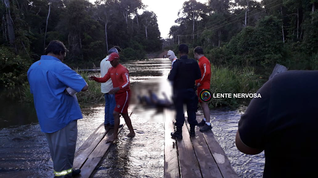 Bombeiros encontram corpo de eletricista após veículo cair no Rio das Garças 3 Bombeiros encontram corpo de eletricista após veículo cair no Rio das Garças