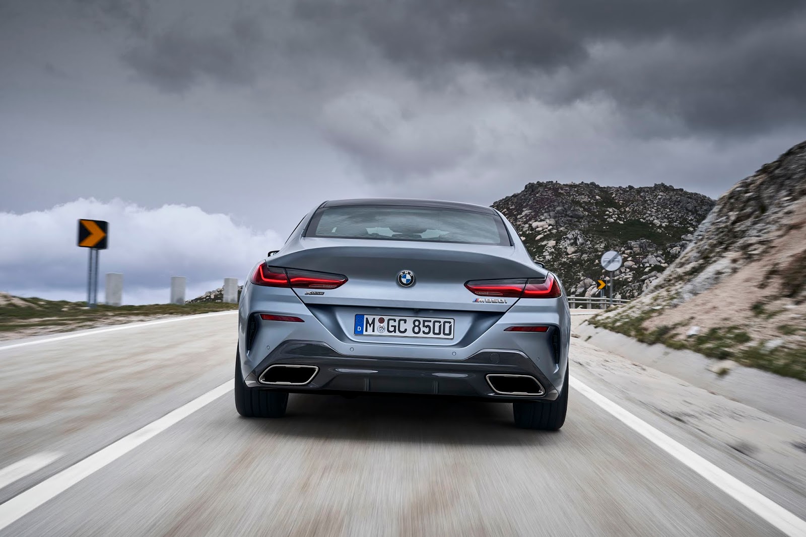 BMW 5 Gran Coupe сзади 2019