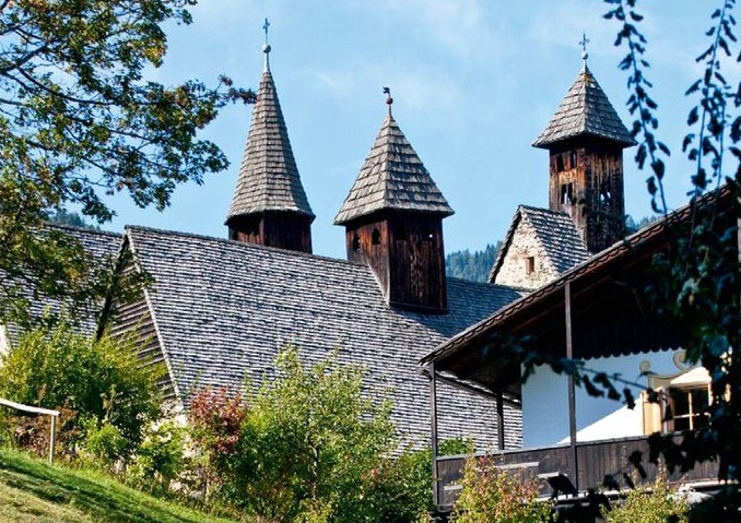 Lina Montan, una guida turistica con voi Tre Chiese Dreikirchen