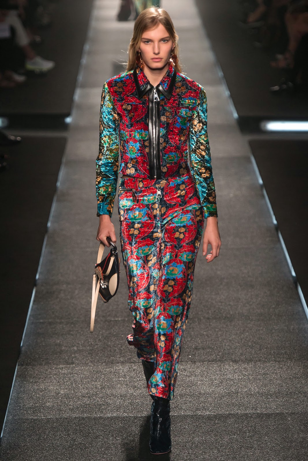 Louis Vuitton Women&#39;s Spring Summer 2015 |In LVoe with Louis Vuitton