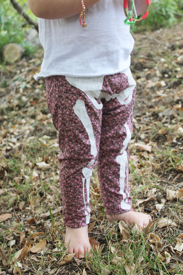 Free Pattern: how to sew skeleton pants (size 18m)  • www.max-california.com