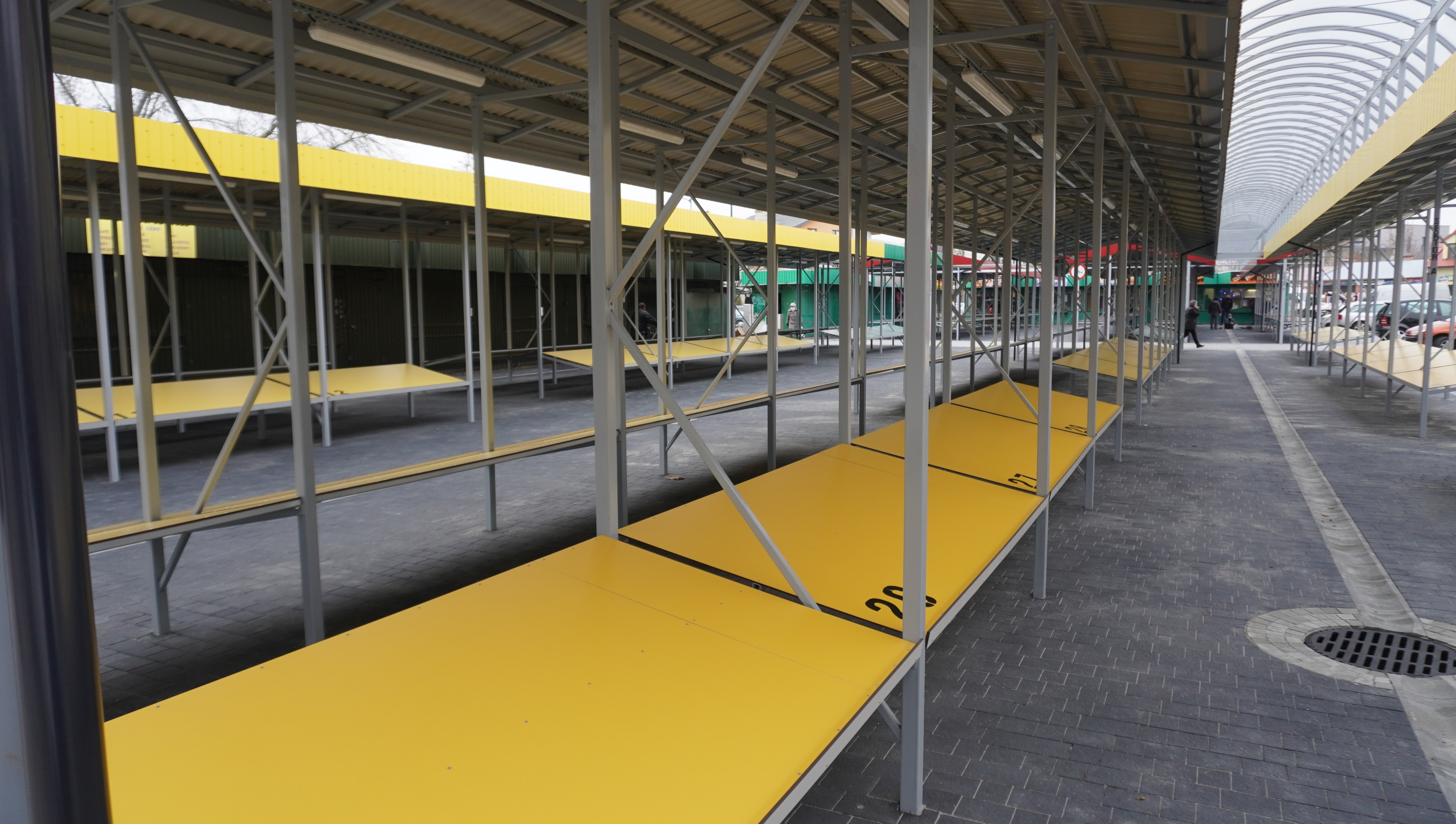 Mielec ma nowoczesne targowisko [ZDJĘCIA]