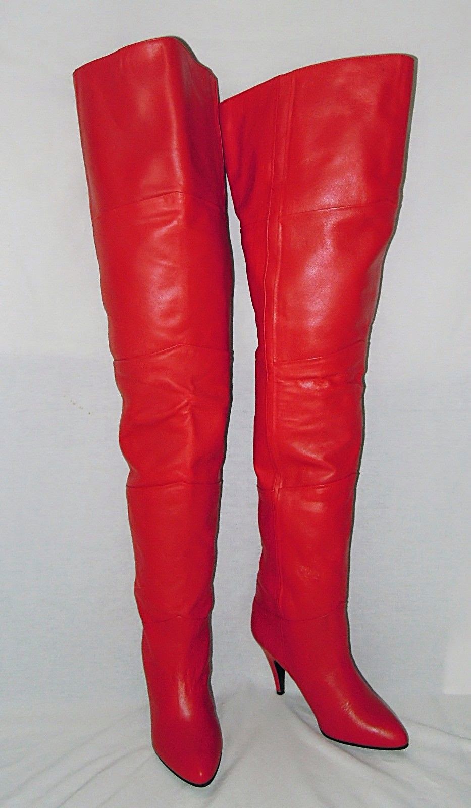 eBay Leather: A seller does well with three pairs of Wild Pair thigh ...