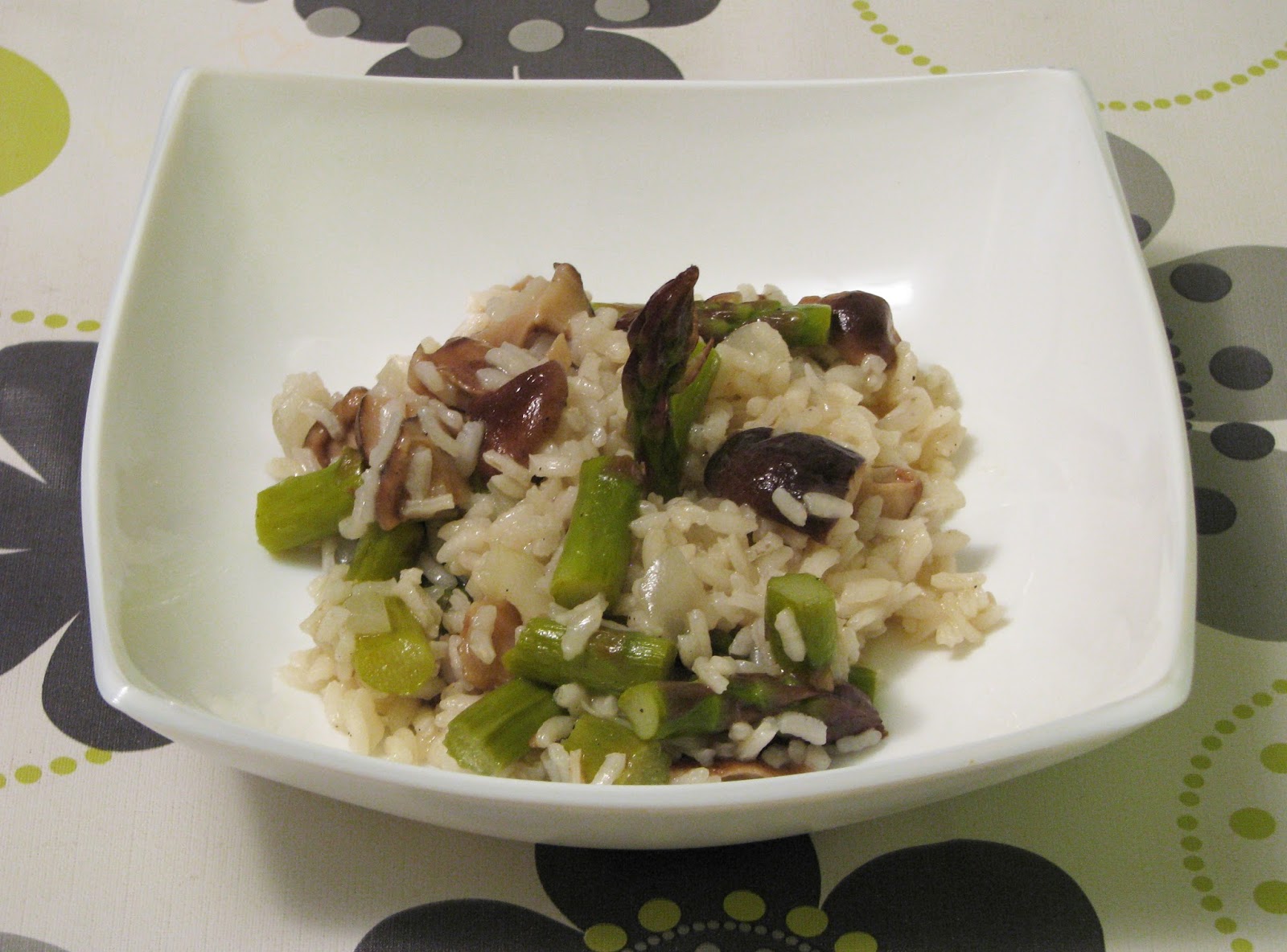 Recetas para cocinillas Risotto de espárragos y setas