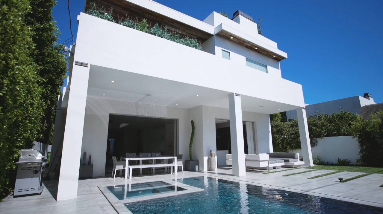 29 Photos vs. 833 N. Gardner St, Los Angeles vs. Luxury Home Interior Design Tour