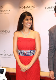 Nimrat Kaur 2016 10 25 06