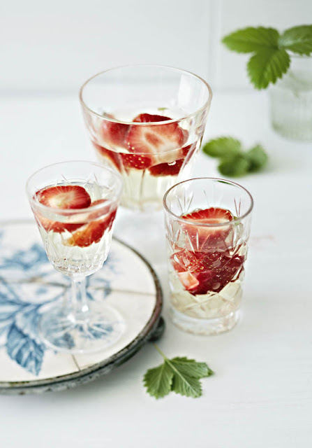 Strawberry Champagne Jelly {Cool Chic Style Fashion}