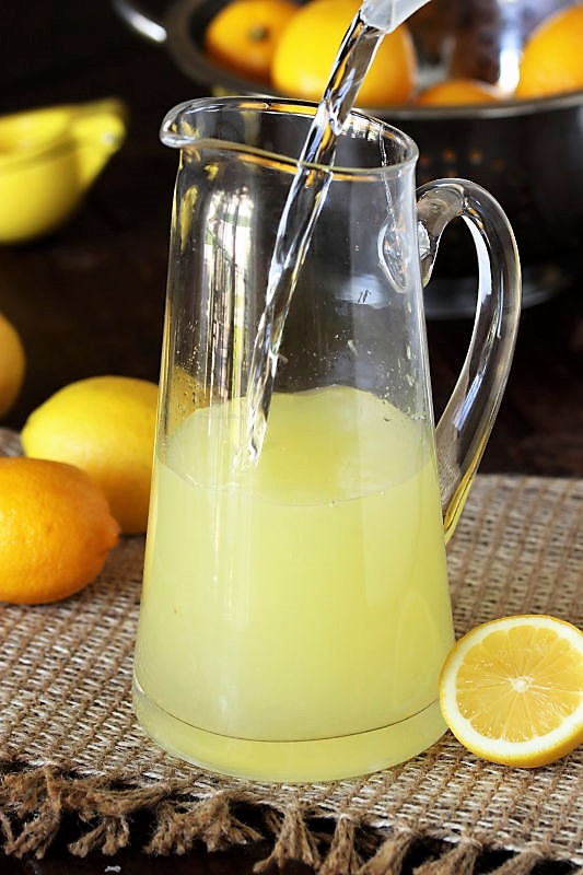 How to Make Homemade Lemonade The Kitchen is My Playground