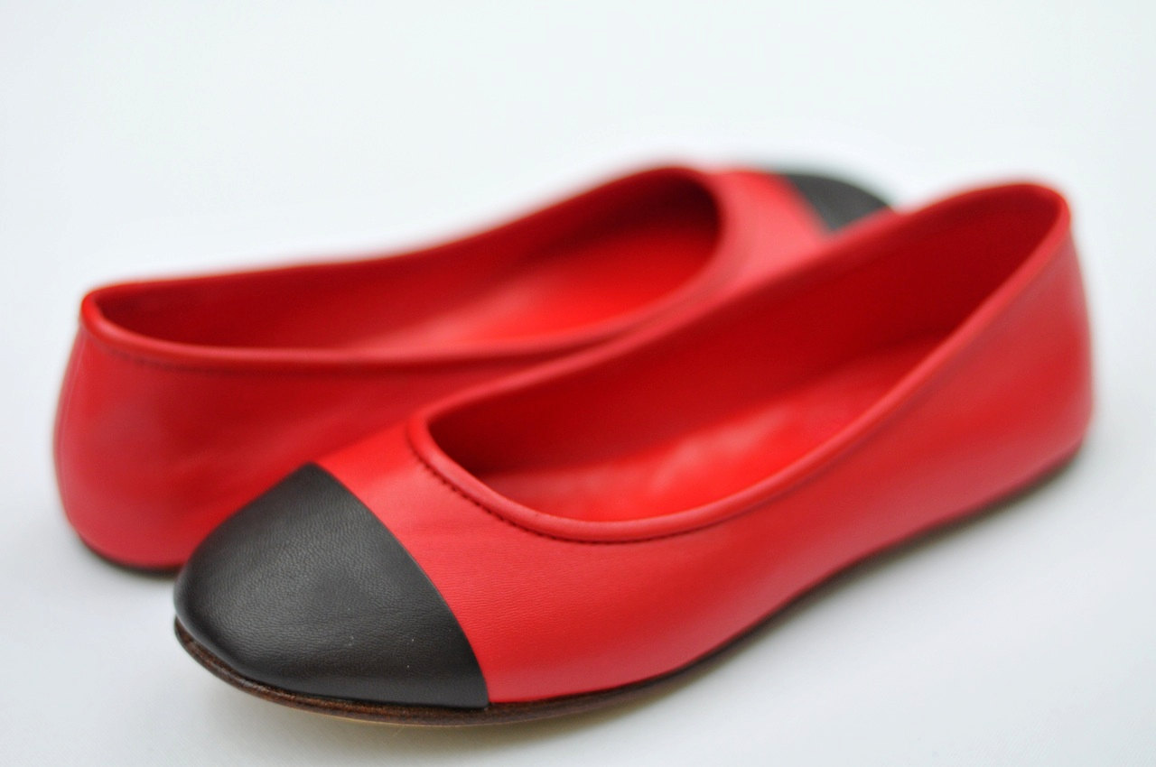 “Simplicity is the keynote of all true elegance.” Ladies Flat Shoes