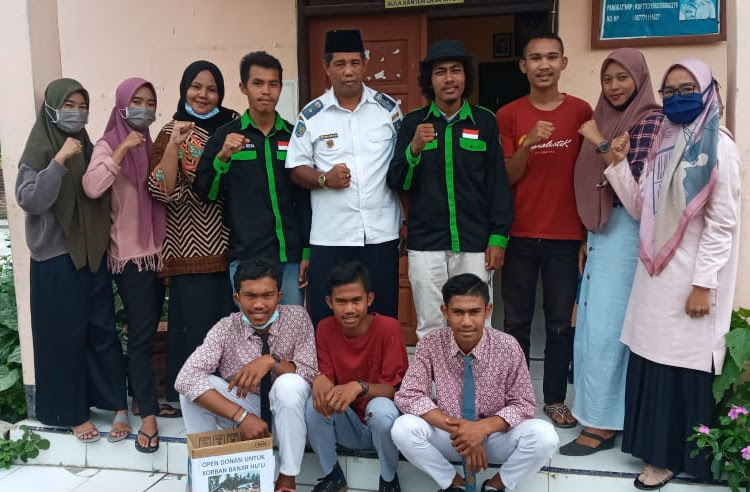 Pemdes Mpuri Bersama Pemuda Madapangga Lakukan Penggalangan Dana Untuk Korban Banjir di Hu'u