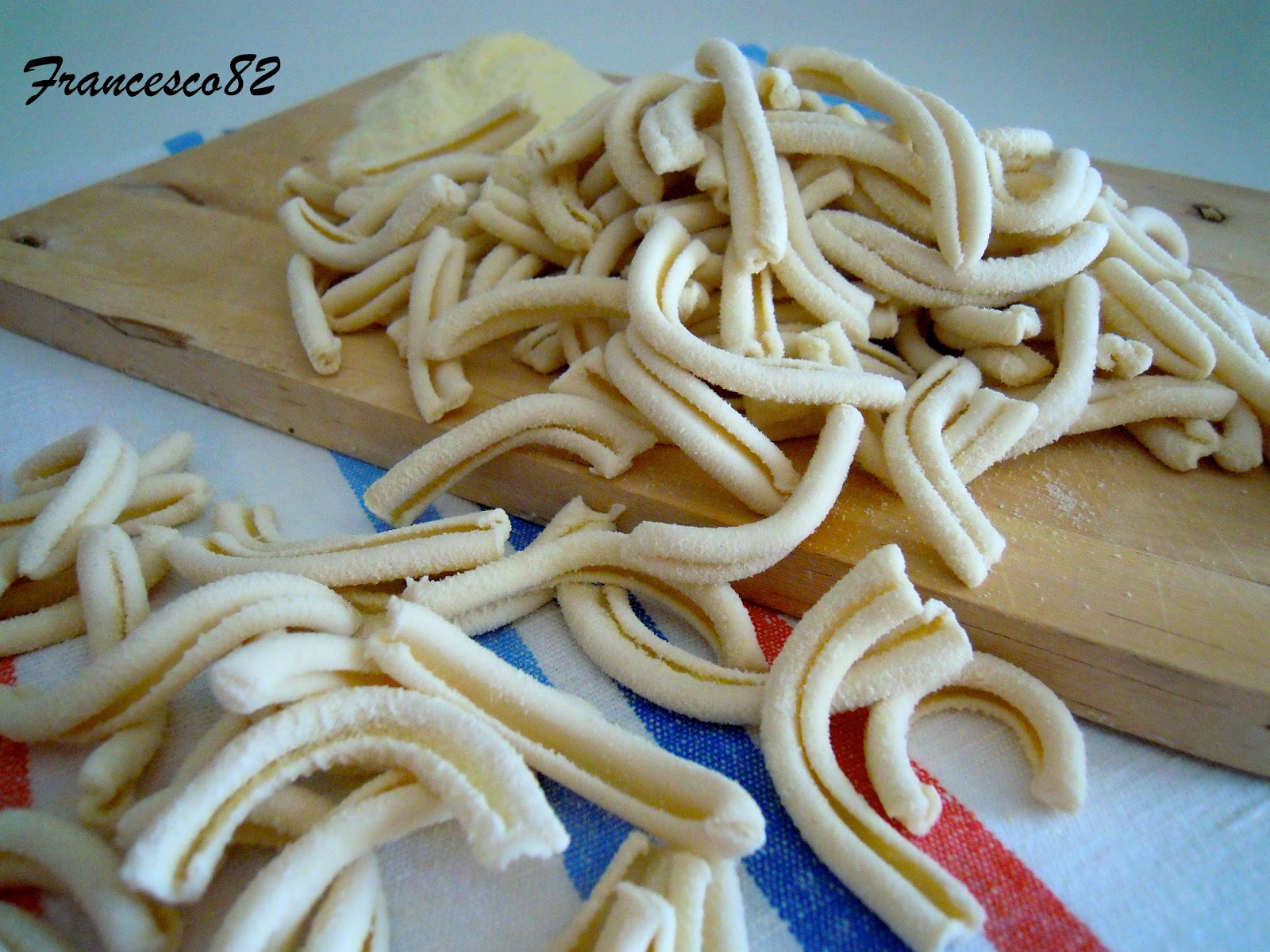 Ricetta impasto base per la pasta trafilata al torchio