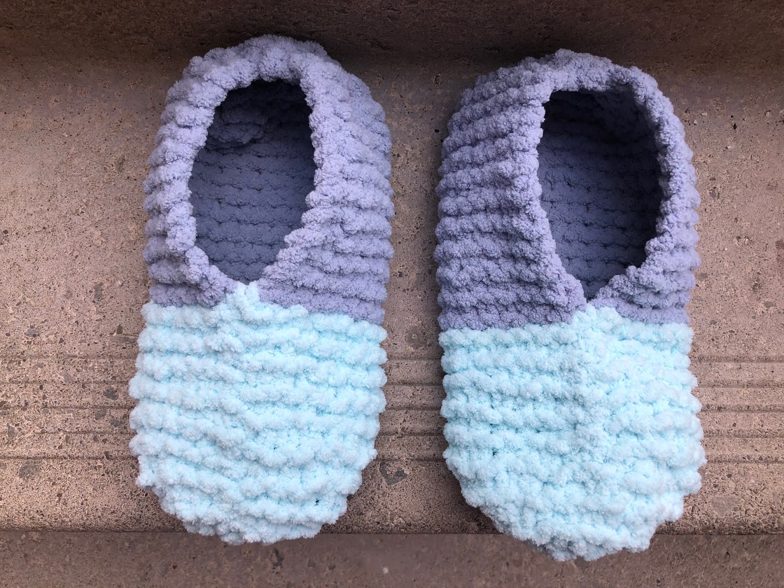 Folded House Slippers For Beginners - Yarn & Hooks | Crochet slippers free  pattern, Crochet slippers, Easy crochet slippers