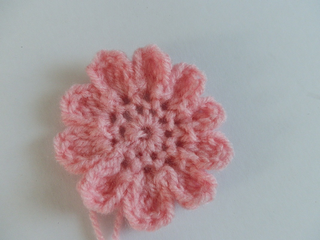 Free EASY Crochet Baby Hat Pattern with Crochet Flower (How To Crochet