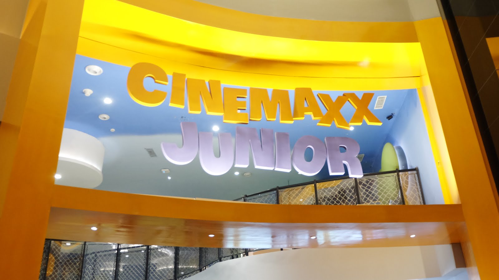 Review Cinemaxx Junior Lippo Village