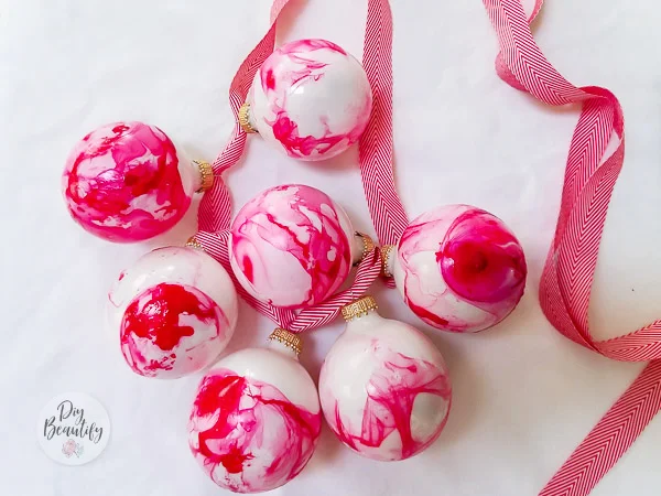red marbled ornaments