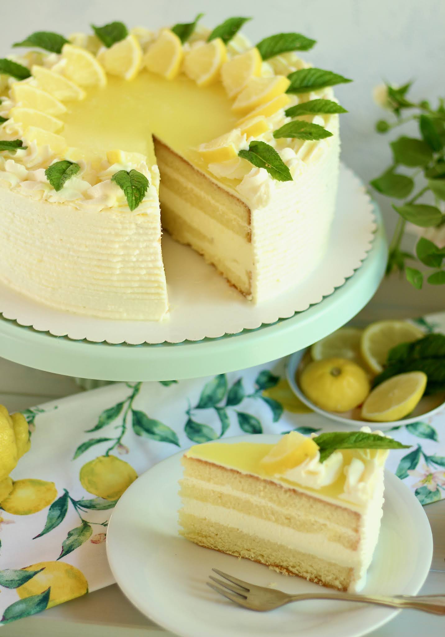 🍋 Super erfrischende Zitronen-Joghurt-Torte mit Götterspeise! 🍋 | Rezept und Video 🍋 Super erfrischende Zitronen-Joghurt-Torte mit Götterspeise! 🍋 | Rezept und Video