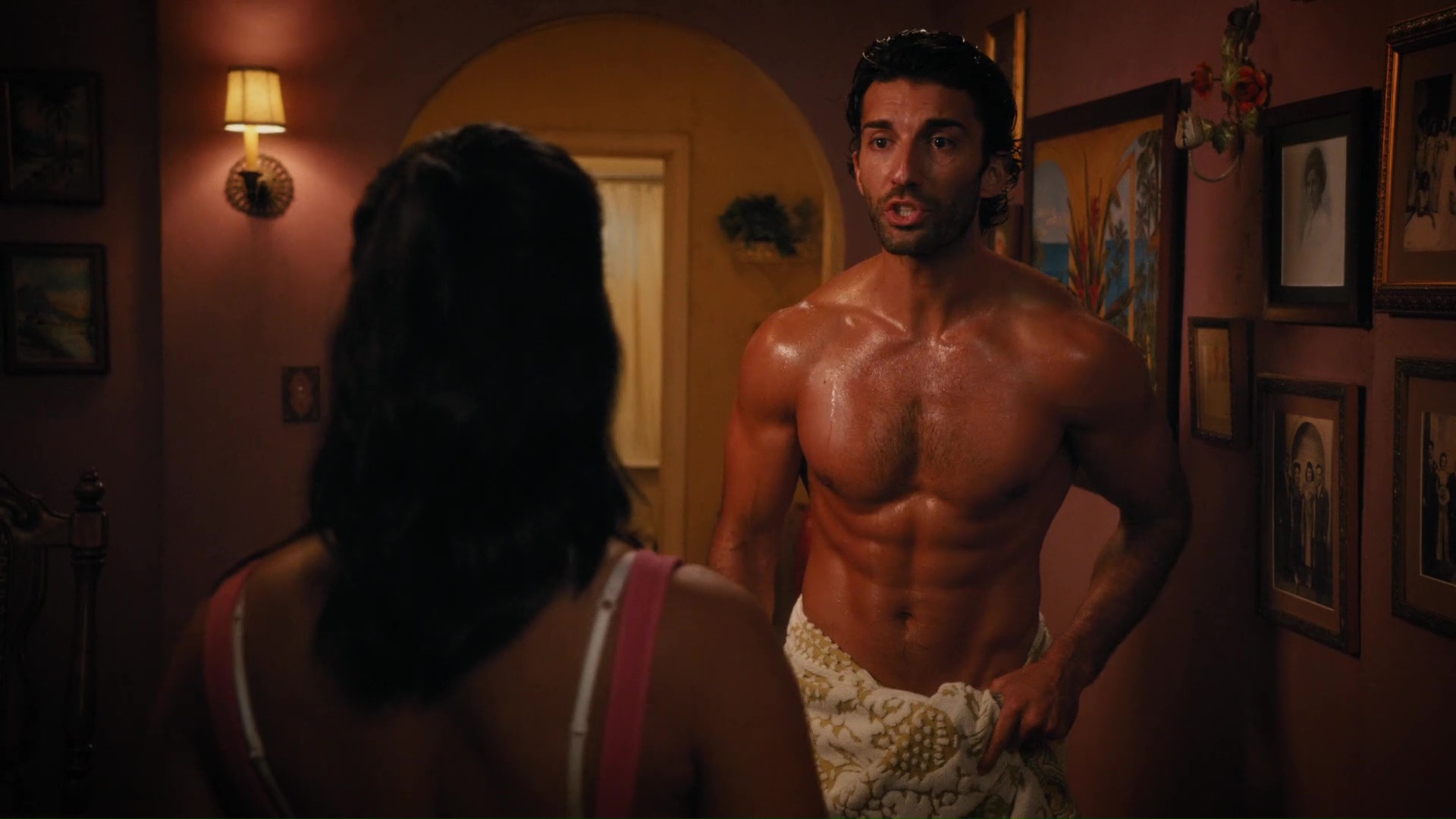 Jane the Virgin's Justin Baldoni on His Body Dysmorphia.