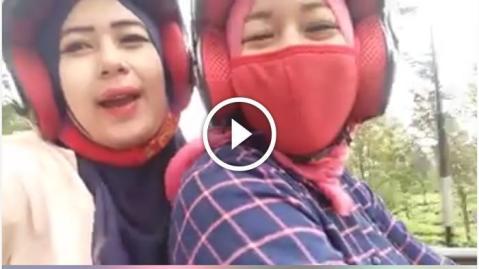 Jangan Ditiru! Detik-Detik Kecelakaan Wanita Cantik yang Sedang Selfie ini Viral di Facebook