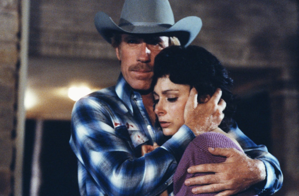 Horreur Dans La Ville Chuck Norris Film Complet Les Chroniques d'Atreyu: Halloween : Horreur dans la ville (1982) Brrip