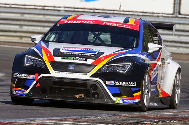 TCR International Series, il turismo spettacolo Throttle Addicted