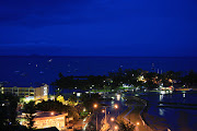 Airlie Beach by Night (airlie beach night)