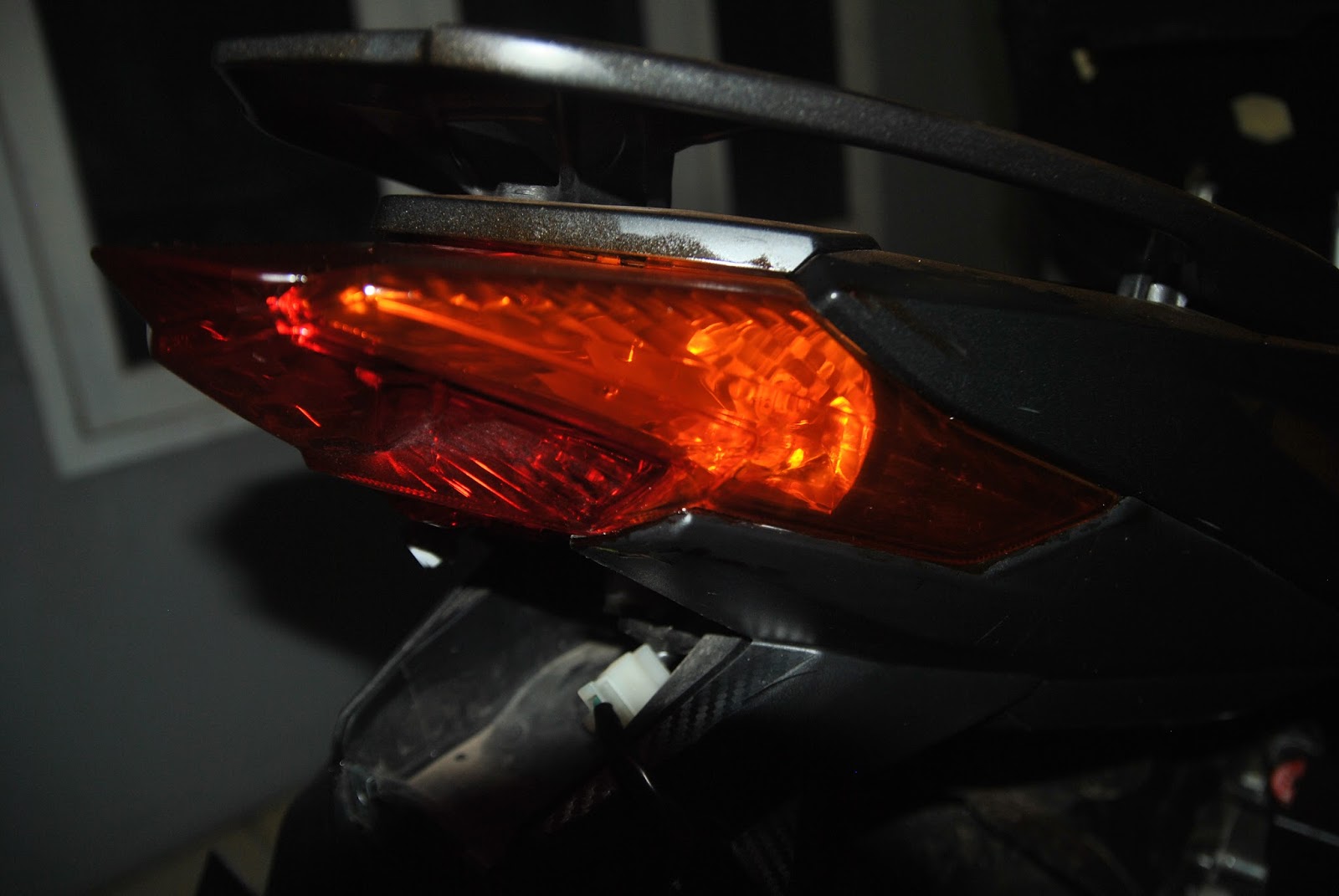 Terisa Art Customized: Smoke/Semok lampu sein motor Vario 150 (candy lamp)